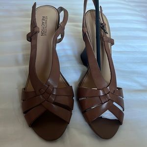 Kenneth Cole Reaction. Size 9. Tabacco color